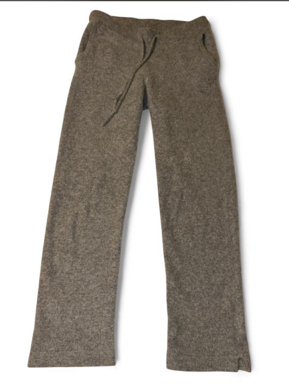 Quince 100% Cashmere Straight Leg Pants
🩶